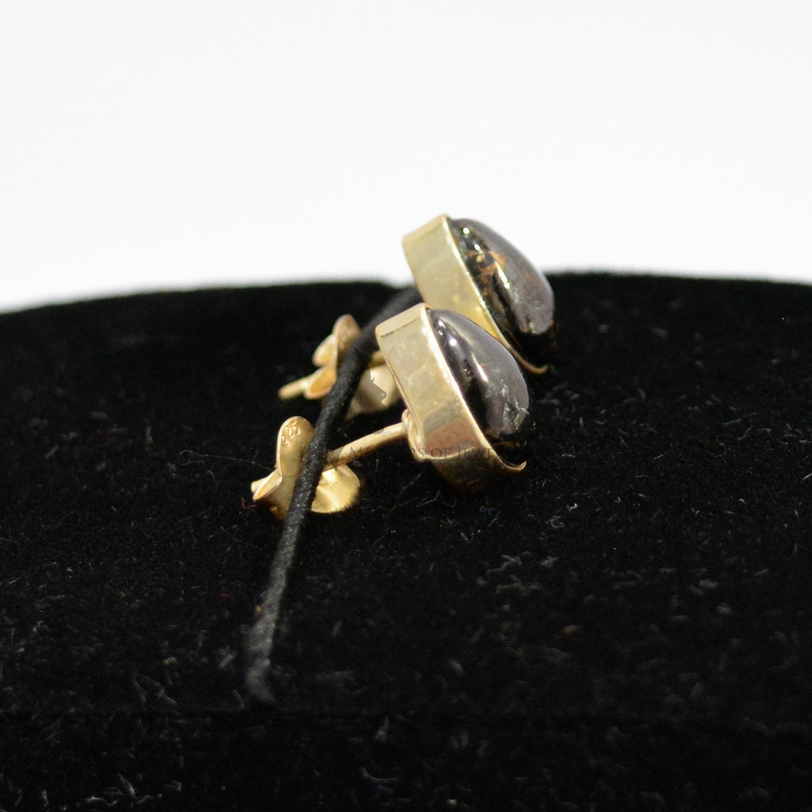Shungite stud earrings Clearance