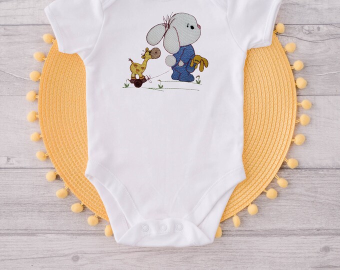 Adorable Bunny and Giraffe embroidered bodysuit, Welcome Home Baby,Newborn Baby Gift