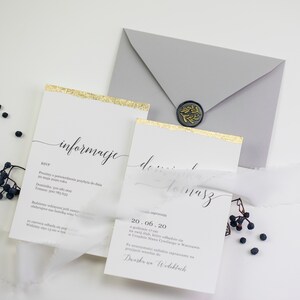 Minimale elegante Hochzeitseinladung mit handgefertigten Goldelementen, moderne Hochzeitseinladung Set weiß und Gold