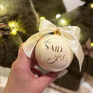 Glas Weihnachtskugel personalisiert,  Christbaumkugel,  Weihnachtsschmuck, Glaskugel, Glas,  6cm verschieden Farben