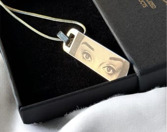 Personalized necklace with your eyes logo stainless steel elongated eye cutout