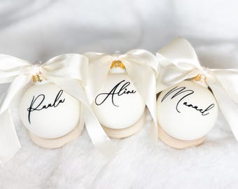 Hochwertige 6 cm  Glas Weihnachtskugel personalisiert,  mit Namen, in vielen Farben. Christbaumkugel, Personalisiertes Geschenk Ornamtens