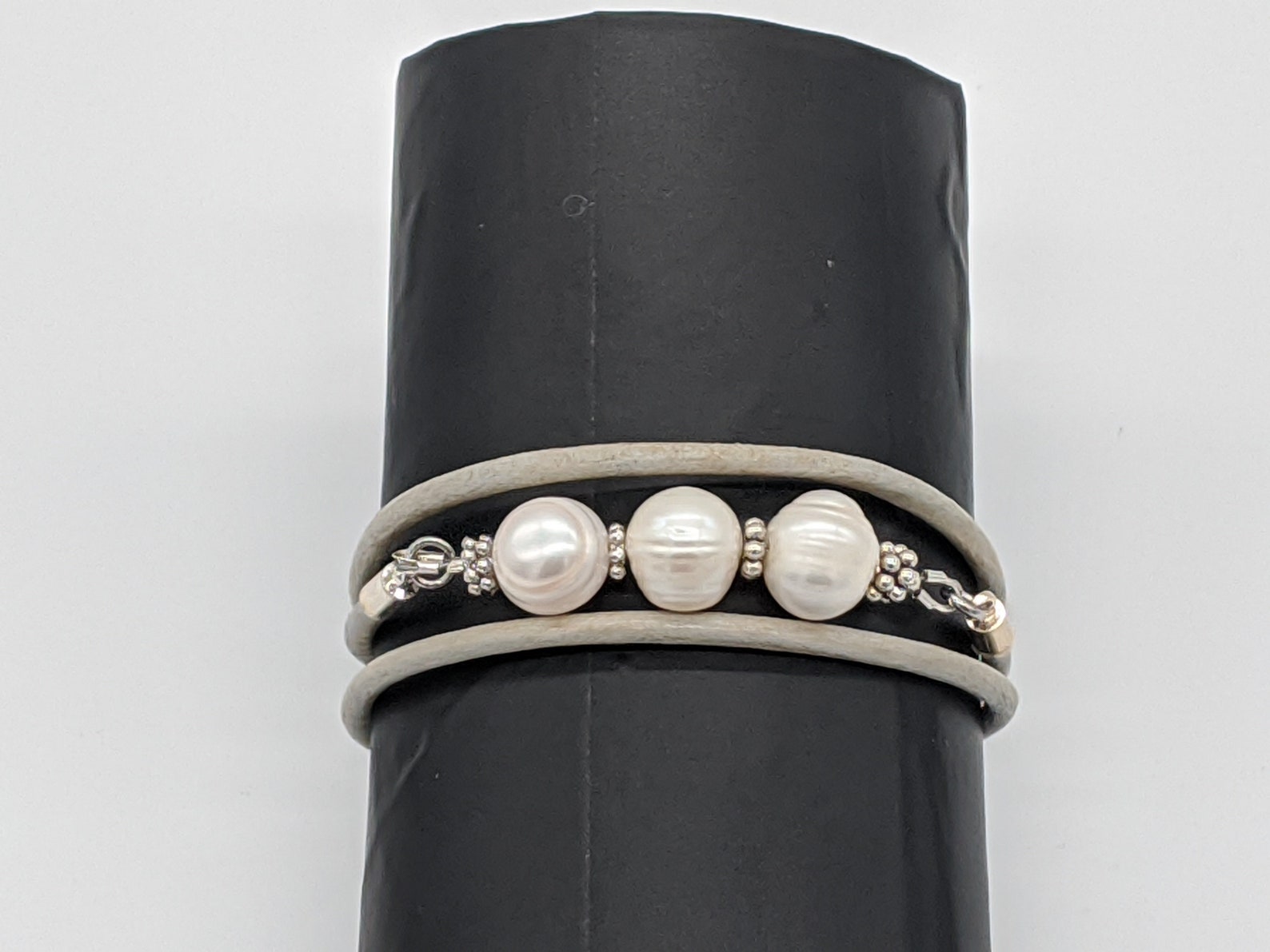 CD Pearl Protection wrap Bracelet