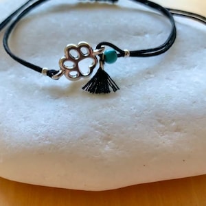 Silver paw bracelet, paw jewelry, gift for friend, gift for animal lover, animal lover gift idea, paw bracelet