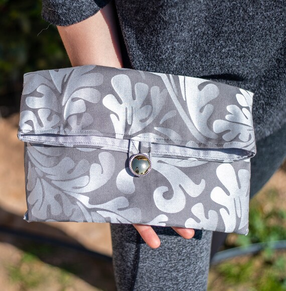 Cloth clutch bag