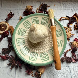 Handmade Ceramic Garlic Grater Plate: Kitchen Rub Dish with Optional Brush