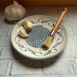 Ceramic Garlic Grater Plate: Ginger, Vegetable Rub Dish