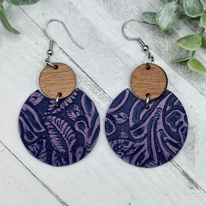 Lavendel Leder Ohrringe, Holz und Leder Ohrringe, minimalistische Ohrringe, Geschenk für sie, echtes Leder
