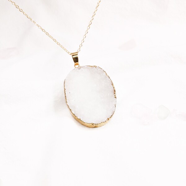 Clear Quartz Crystal Druzy Oval Gold Necklace - Clear Quartz Druzy Necklace -  Clear Quartz Oval Necklace  - Gold Necklace - Oval Necklace