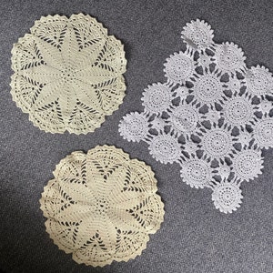 Vintage crochet doilies table cloths, handmade table decor, crochet blanket, handcrafted vintage, knitted Doilies decor