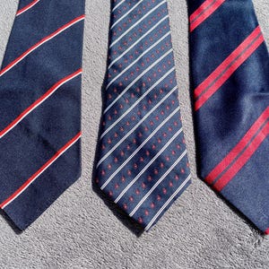 Striped blue red necktie SET  /  vintage Collection TIE Men necktie Classic gentleman art expression