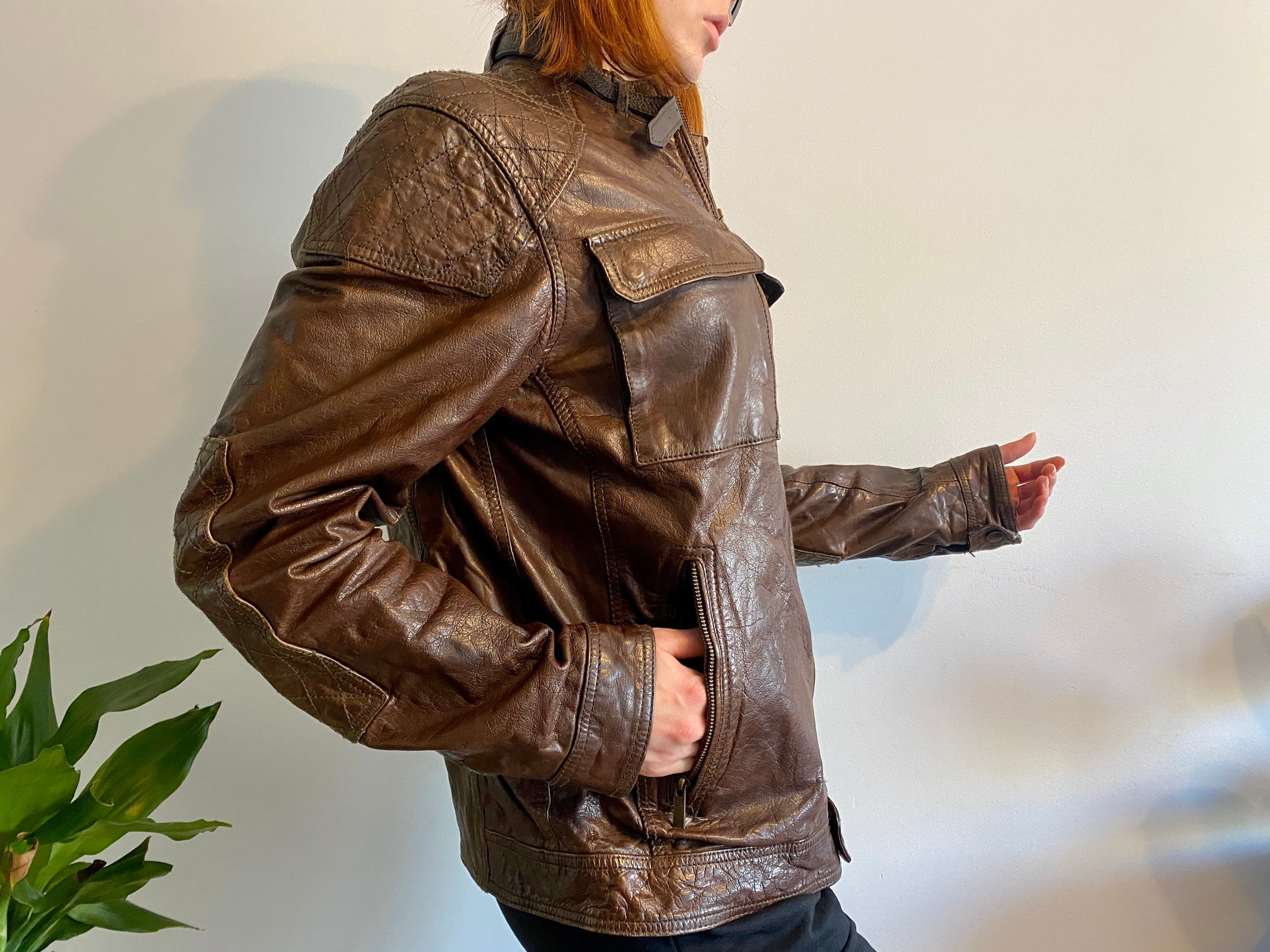 MASSIMO DUTTI レザーボンバー ブラウン、ダッドジャケット MASSIMO DUTTI レザーボンバー ブラウン、ダッドジャケット