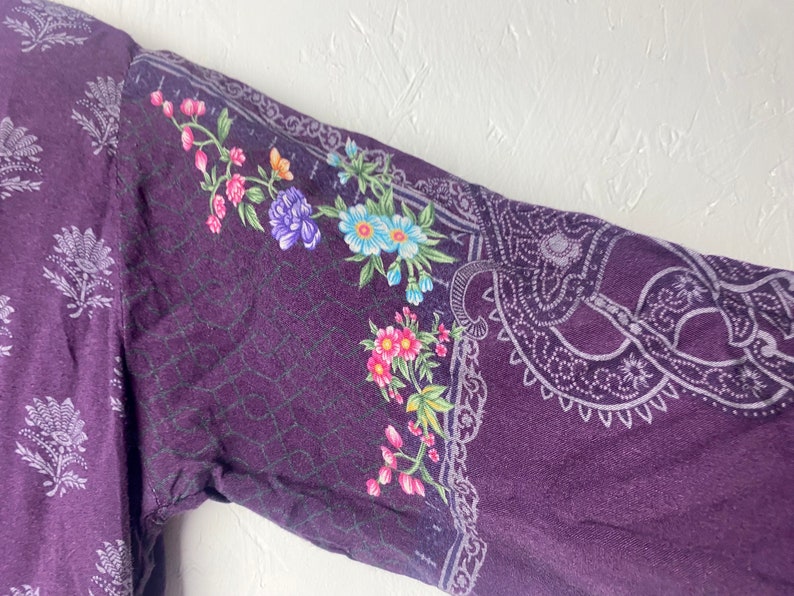 Vintage purple tunic shirt beaded shirt embroidered , extended slit Indian shirt, long sleeve abstract print lightweight dress, size S zdjęcie 7