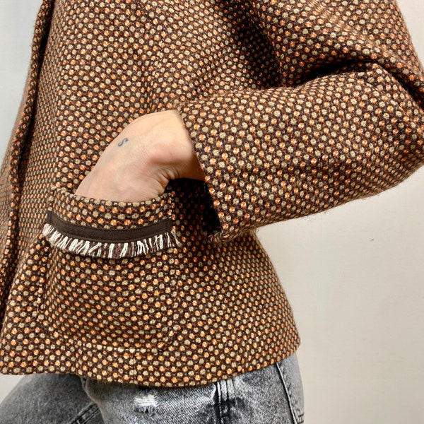 Veste vintage boxy des années 80, sur mesure / faite à la main, laine, motif de cercle en tweed, recadrée, taille M