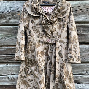 Abrigo de algodón con cuello de estilo artístico de PINGPONG, abrigo marrón floral con cinturón para mujer, talla 8 (XS).