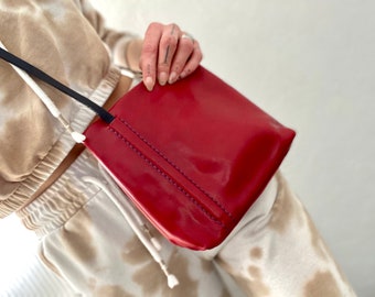 Vintage red bag from CB Collection Made in ITALY, purse with long handle, crossbody bag, red real leather