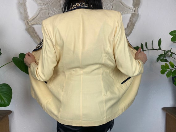 Vintage yellow blazer jacket with animal print li… - image 3