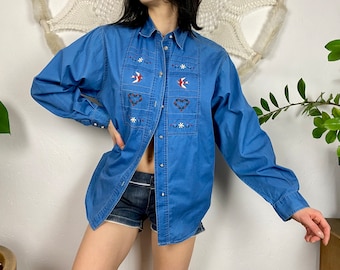 Vintage Embroidered Denim Shirt: Artsy Birds, Hearts, Flowers - Size M