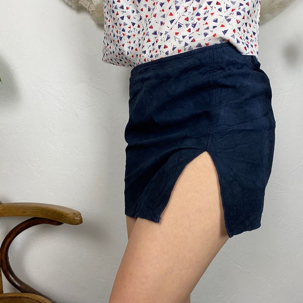 Mini-jupe sexy en cuir THRILLER fabriquée en Italie, jupe fendue bleu foncé femme taille XS/S