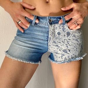 Lace denim shorts with lace detailing from ONLY, size XS, S 27