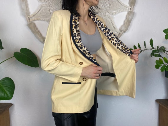 Vintage yellow blazer jacket with animal print li… - image 6