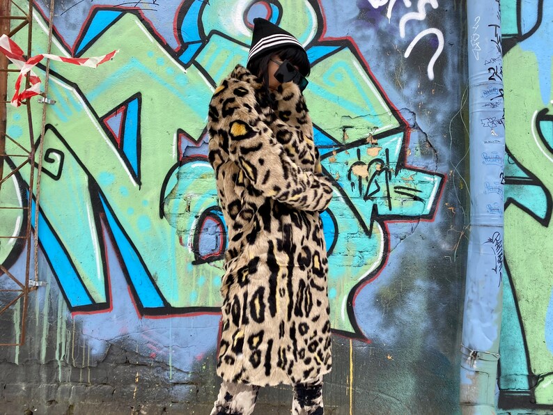 overcoat Retro style faux Fur Animal Print Coat Long coat Warm coat Vegan fur coat fitted Black beige size S-M Hipster Boho