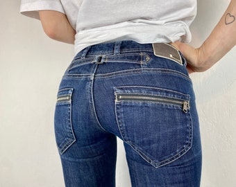 DIESEL low rise Jeans CLUSHY, Denim pants, sexy bottom, girlfriend denim vintage , dark blue, sexy millenial slim tapered , size 26, W26 L32