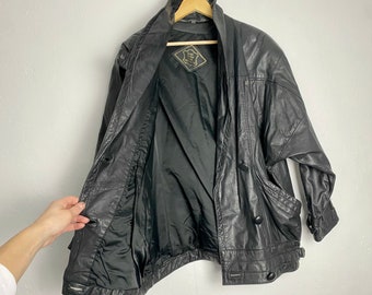 Superb leather jacket, vintage black rocker bomber, double breasted , 80’s street style,detailed leather, hipster, size 40