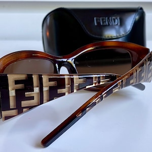 True FENDI Vintage Sunglasses, Fendi Fs299 238 Brown Lens & Brown