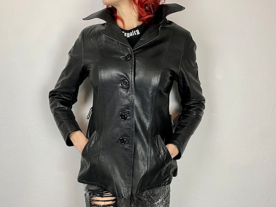 Vintage 90s Black Leather Jacket: Slim Fit, Size S/M