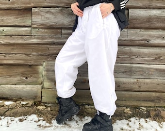 Vintage ETIREL White Ski Pants: Retro Snowboard Winter Wear, Size 46