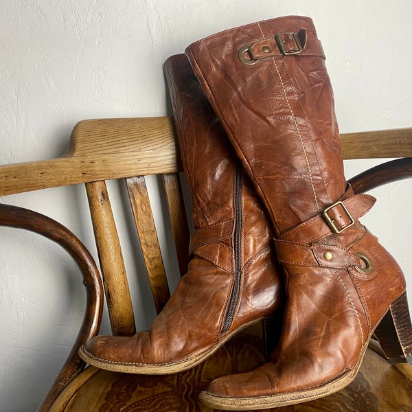 Leather slouchy heel boots, brown distressed 90s bootstrap brown woman boots, size 39