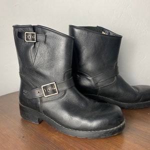Leather biker boots from JOHNNY BULLS , mens heavy duty footwear vintage , Black thick biker oil resistant boots, size 41, UK7.5, US8