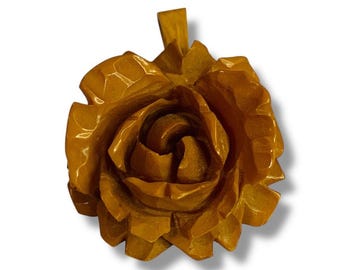 1940s Deeply Carved Butterscotch Rose Pendant 1.5 Inch Drop