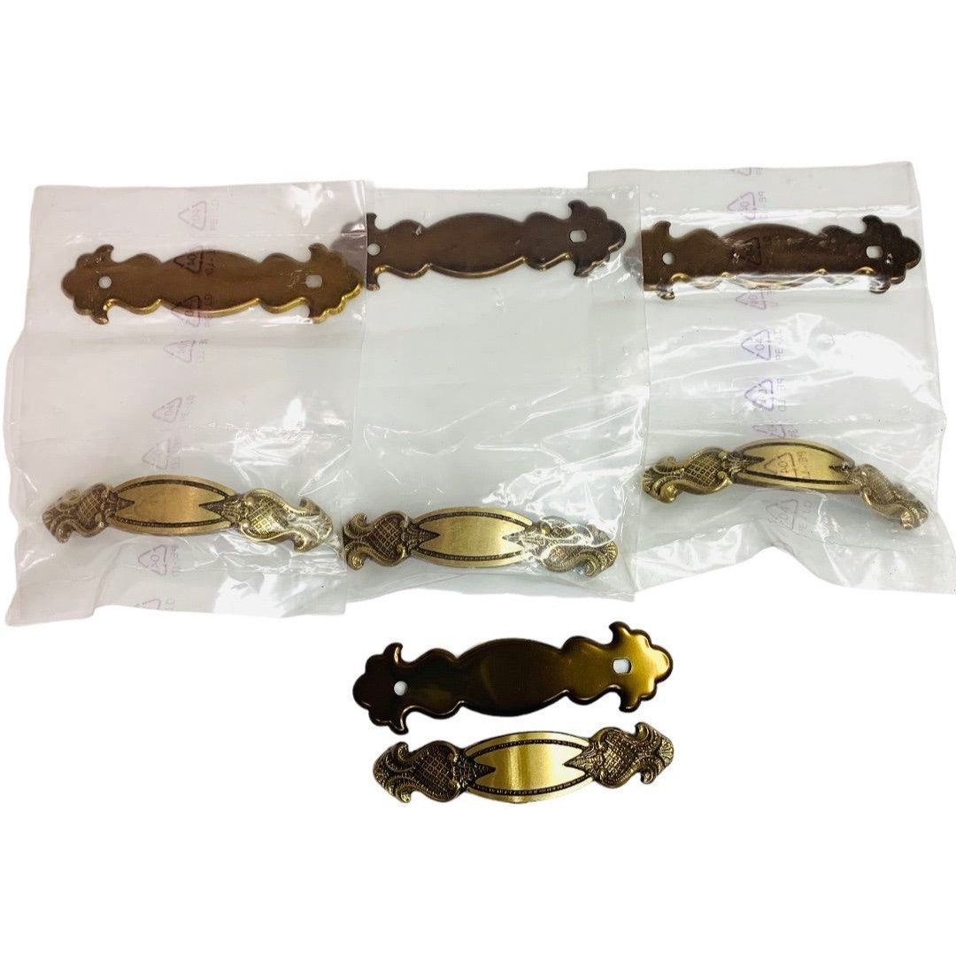 Set of 4 Vintage Style Drawer Pulls With Backplates 3