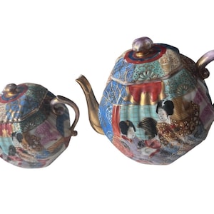 Handpainted Floral Geisha Antique Nippon Japanese Teapot Sugar Bowl Set