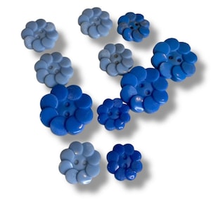Lot of 11 Midcentury Buttons Plastic Assorted Blue Flowers