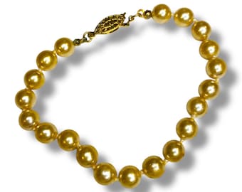 Vintage Champagne Faux Pearl Bracelet 8 Inch Fishhook Clasp 8mm