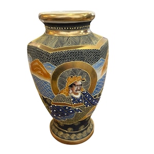 Japanese Vase With Samurai - Etsy