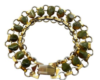 Vintage Goldtone Green Stone Bracelet 7 inch Foldover Clasp