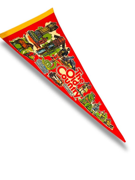 1980s 29 Inch Busch Gardens the Old Country Pennant Souvenir Felt