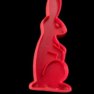 Tupperware 1970s Red Plastic Cookie Cutter USA Easter Bunny Rabbit Spring