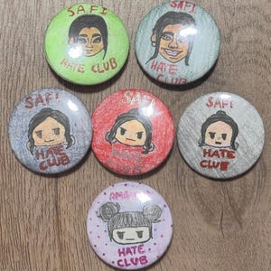 Life Is Strange: Double Exposure Pins - Safi Hate Club / Amanda Hate Club