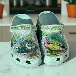 Op maat gemaakte kant-en-klare crocs