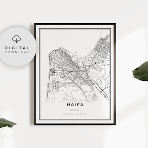 Puede incluir: Impresión de mapa de arte de línea en blanco y negro de Haifa, Israel. El mapa muestra las calles de la ciudad y la costa. El texto "Haifa, Israel" y las coordenadas "32°49'0"N | 34°59'0"E" están impresas debajo del mapa.