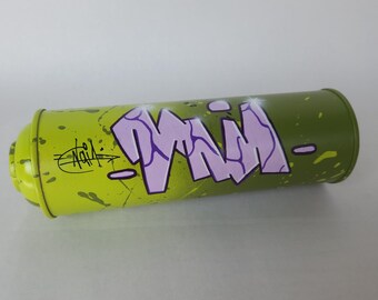 Handmade graffiti spray can "VAIA" - Upcycling Street Art, Urban Art, Spraycan, reworked - UNIQUE