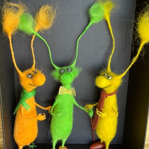 Meeting friends Cockroaches , Needle felted cockroach, felt toys , Animal  , Woollen Toy , Gift , Decor , Christmas , Beetle , Miniature