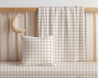 Juego de ropa de cama para cuna con cuadros búfalo neutros, juego de cuna para niño, regalo para baby shower de cuadros vichy, habitación infantil beige, sábanas para cuna, ropa de cama a cuadros
