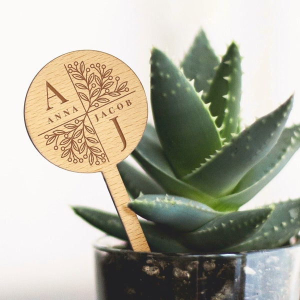 Personalized Bridal Shower Favours, Bridal Shower Succulent Tag, Custom Favor Tags, Plant Stake, Succulent Pick, Custom Plant Stakes