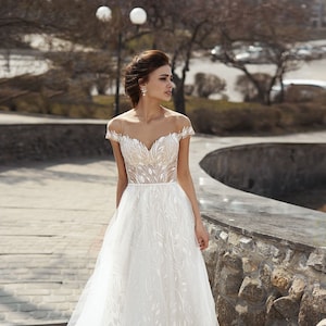 Simple Bodycon Wedding Dress in Crepe With Detachable Tulle Train-overskirt  and Sleeves Elegant Corset-bustier Mermaid Bridal Gown RENE -  Canada